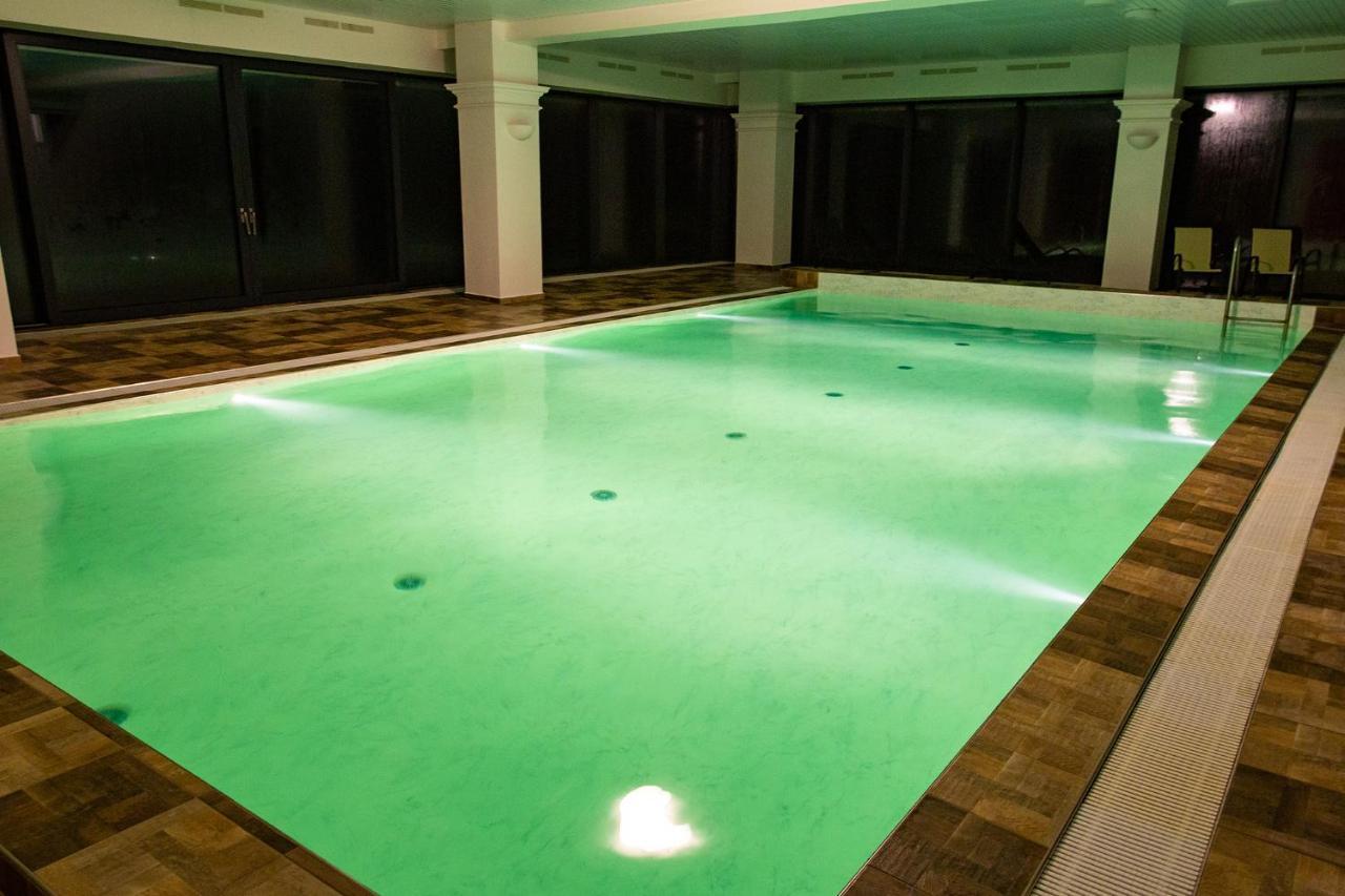Hotel Fontána Lipno Černá v Pošumaví Esterno foto