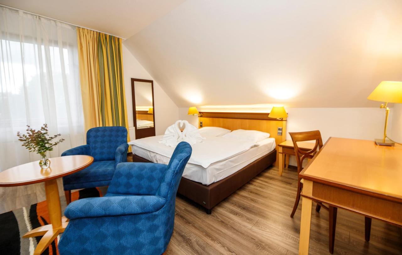 Hotel Fontána Lipno Černá v Pošumaví Esterno foto