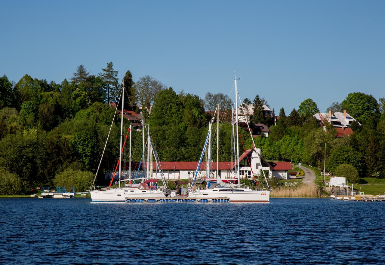 Hotel Fontána Lipno Černá v Pošumaví Esterno foto