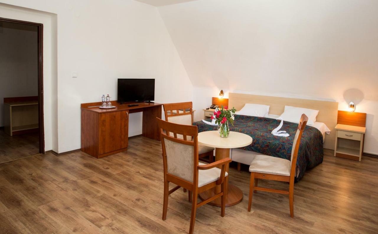 Hotel Fontána Lipno Černá v Pošumaví Esterno foto